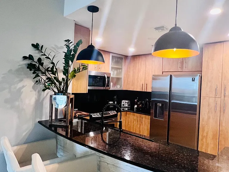 7910 Harbor Island Dr #509 — Photo 11