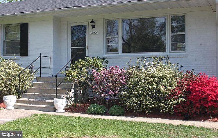1st image of 6715 Van Fleet Dr