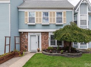 20 Anderson Ct, East Brunswick, NJ 08816