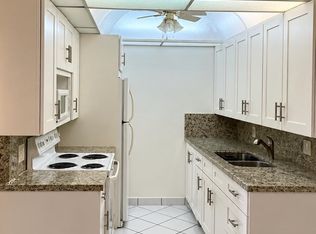 2154 Cambridge Cir #G, Deerfield Beach, FL 33442