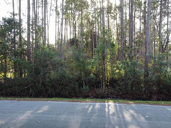 5th image of 282 S CIRCLE Drive