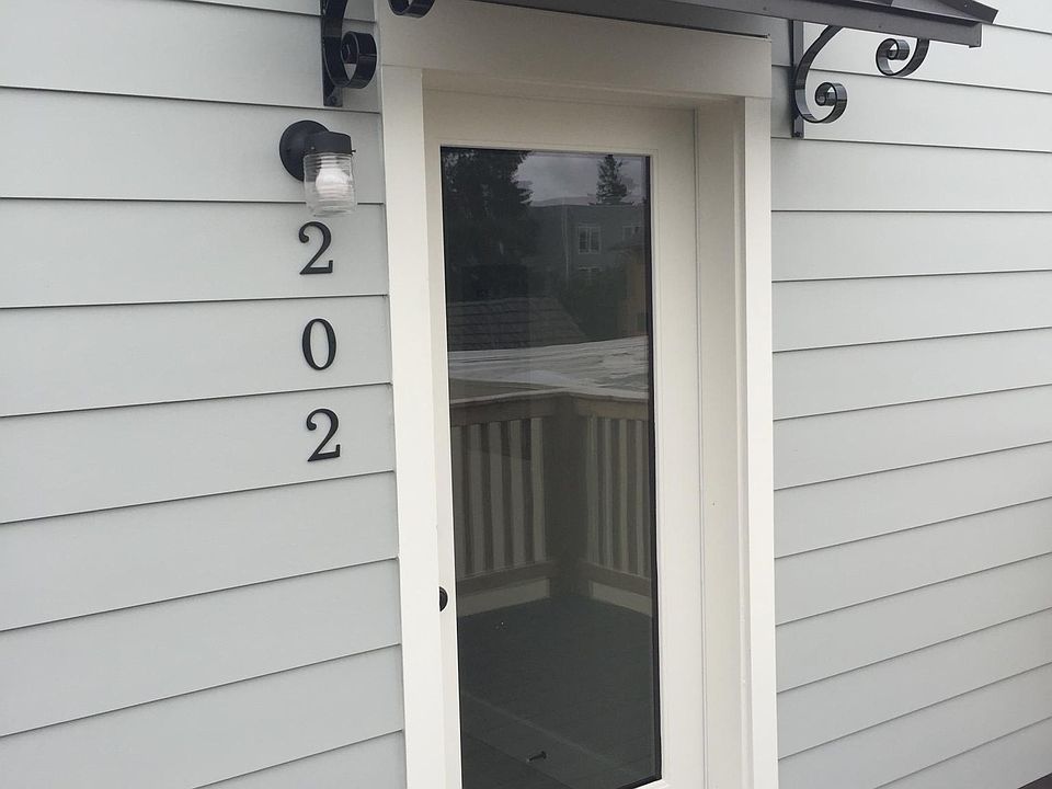 1st image of 22235 7th Ave S APT 202
