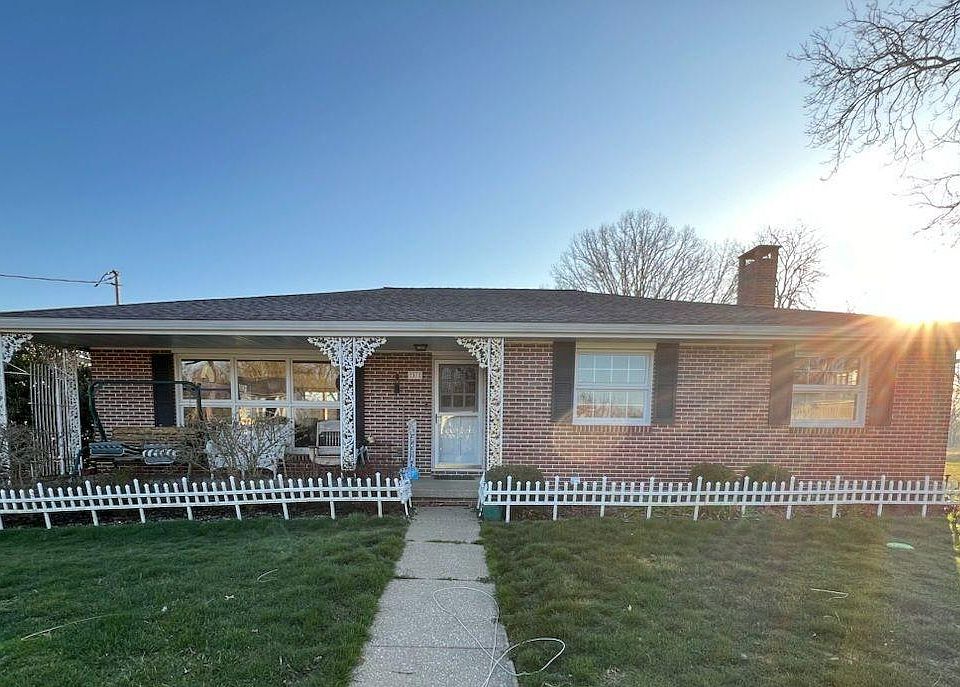 1st image of 57 Ash St
