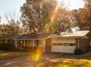 11744 Doverhill Dr, Saint Louis, MO