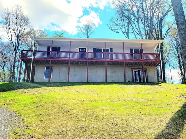 1104 Western Ln, Front Royal, VA 22630