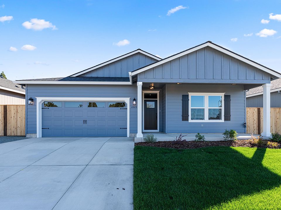 1st image of 2223 Piazza Dr