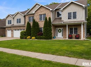 1817 Autumn Rdg, Washington, IL 61571