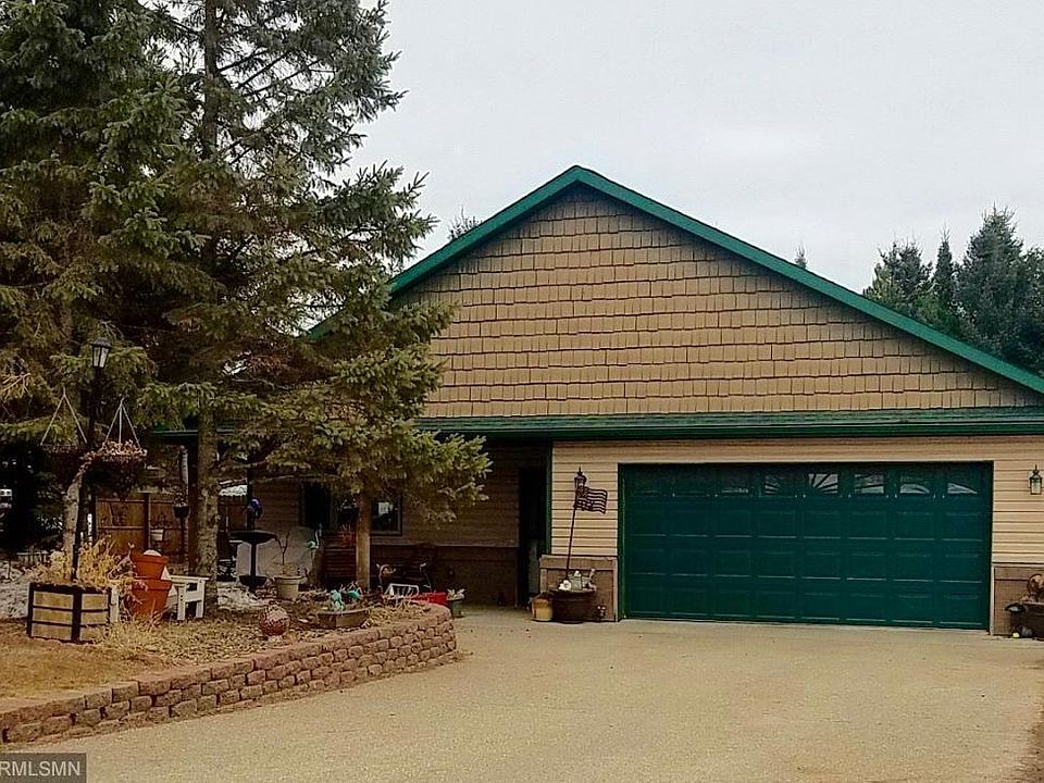 1st image of 402 Oak Blvd