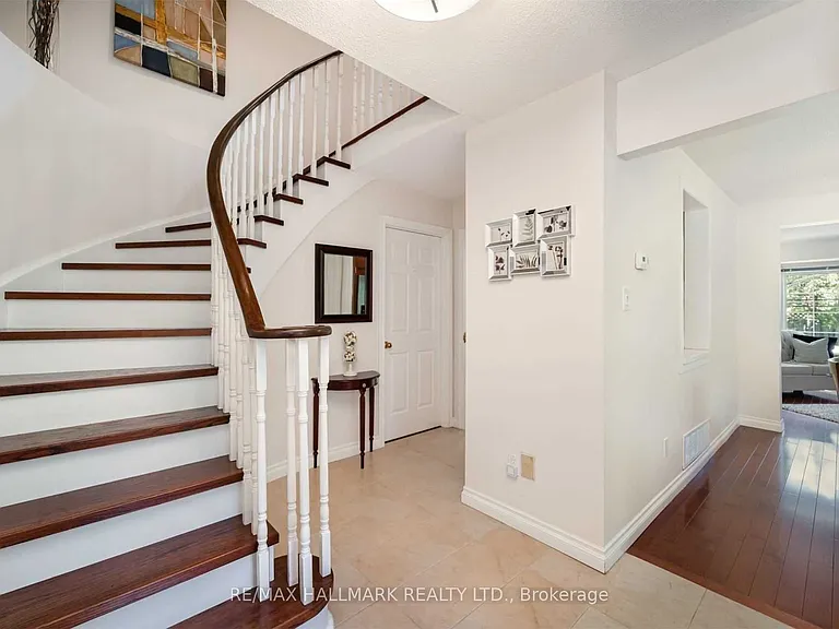 5031 Northern Lights Cir — Photo 7