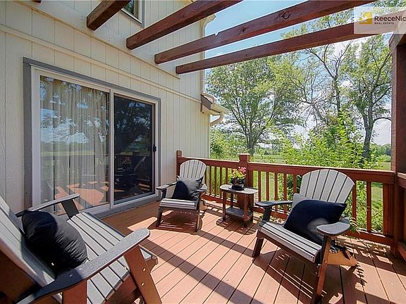beautiful trex deck and pergola off the master suite just awaiting your hot tub!