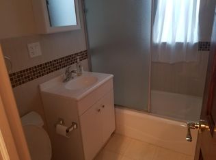 21-29 36th St #2, Astoria, NY 11105