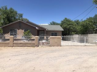 1653 Hooper Rd SW, Albuquerque, NM 87105