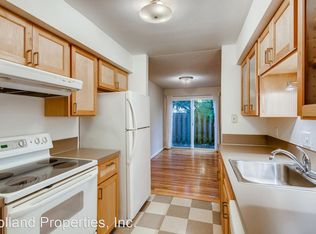 4245 SE Morrison St, Portland, OR 97215