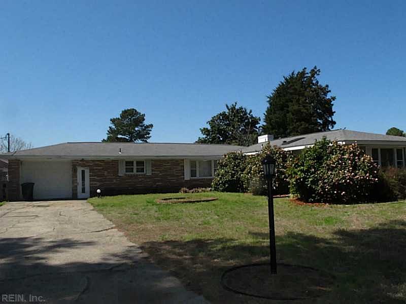 1st image of 3037 Lynnhaven Dr