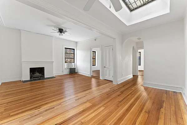 Rented by Compass | media 2