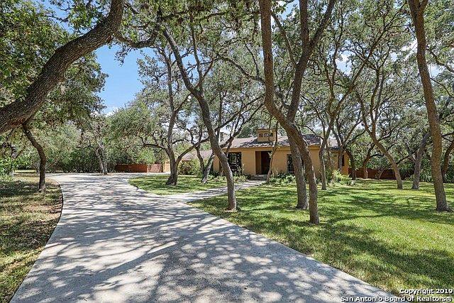 1st image of 311 Fawn Dr