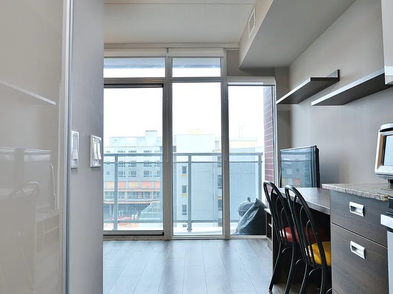 308 Lester St E #605 — Photo 6