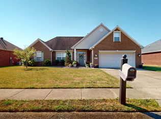 6221 Danville Ct, Newburgh, IN