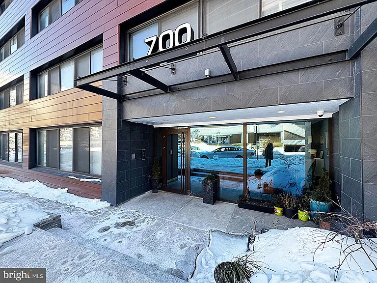 700 Roeder Rd #103 — Photo 18