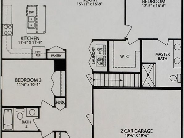 271 Olivia Dr, New Kensington, PA 15068