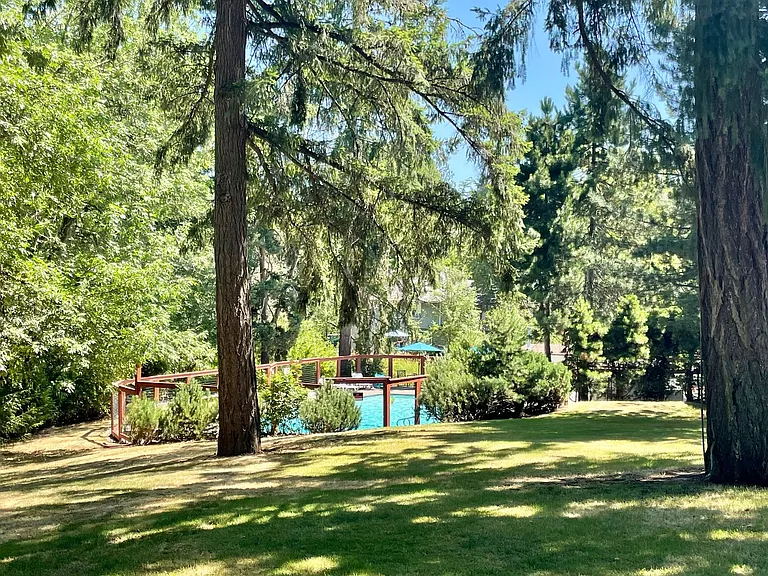 15410 SW Peppermill Ct — Photo 33