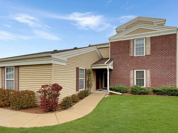 N16W26583 Wild Oats DRIVE #G, Pewaukee, WI 53072