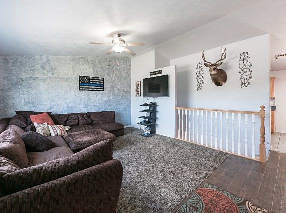 4th image of 3768 E Lorna Ave