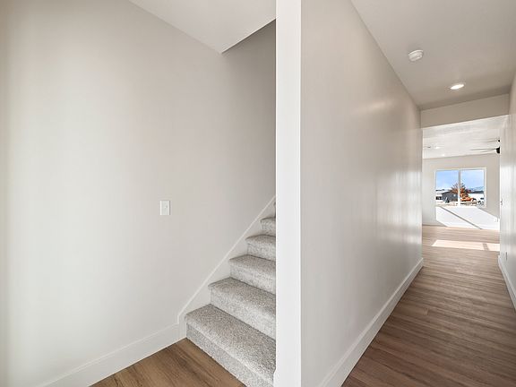 5th image of 467 N 460 E