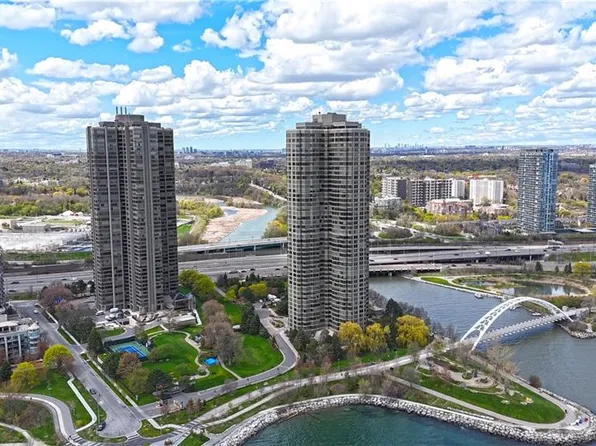 2045 Lakeshore Blvd #4107, Toronto, ON M8V 2Z6