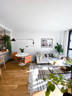 Rented by The KCI Group | media 25