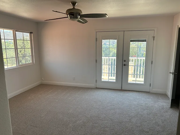 2034 Katerri Dr — Photo 29
