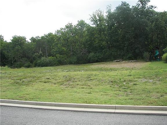 4th image of 213 Higginson Pl S Lot 96