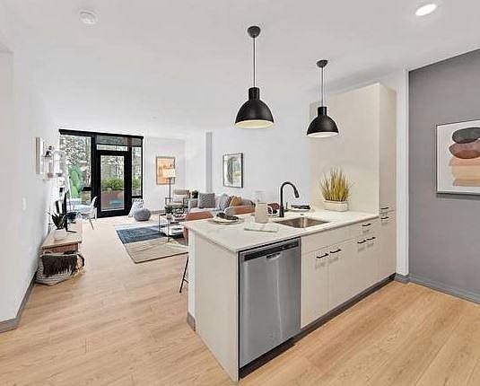2nd image of 2156 N Elston Ave #229