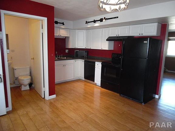 3rd image of 670 S 4th Ave