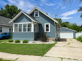 507 Elm St, Neenah, WI 54956