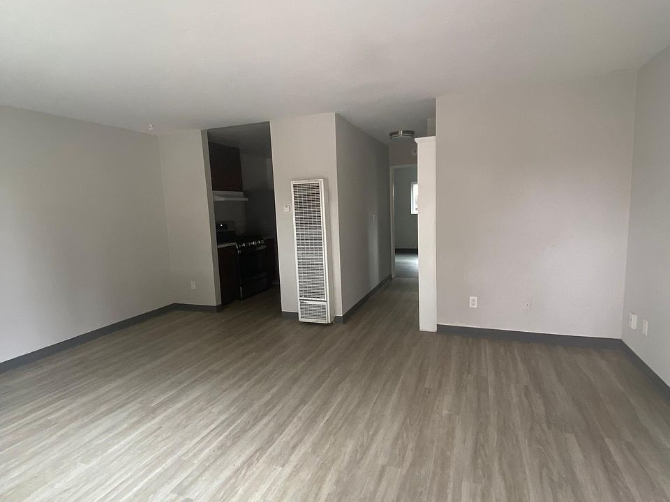1st image of 710 D Ave