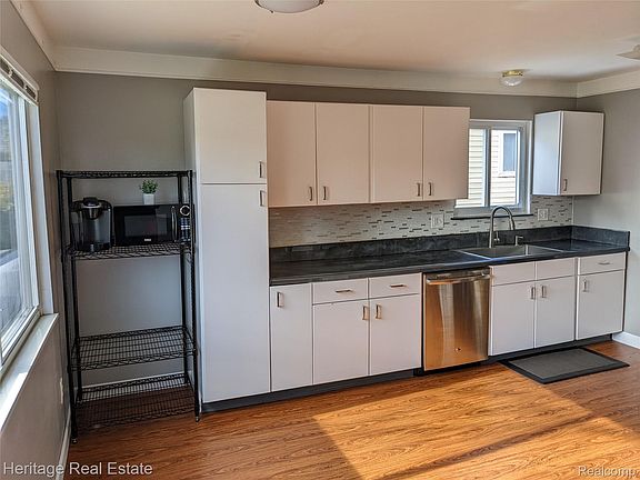 5th image of 612 W Hudson Ave