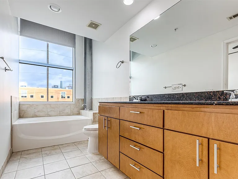 1312 Live Oak St #223 — Photo 15
