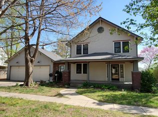 1105 Elm St, Marysville, KS 66508