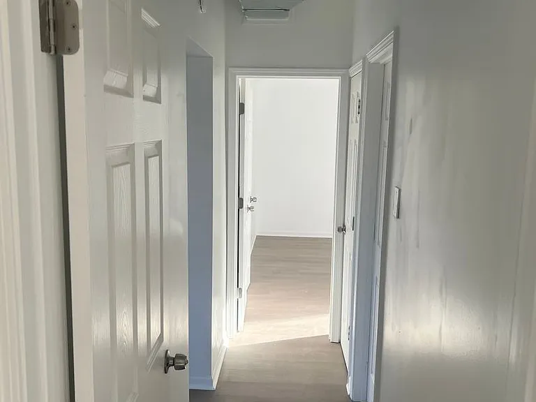 8445 S Ingleside Ave — Photo 16