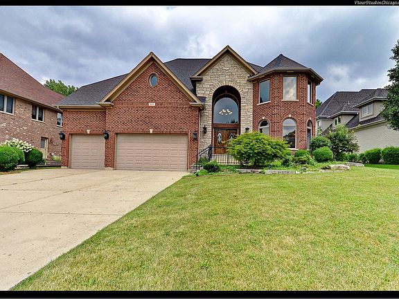 2nd image of 307 Juliana Ln