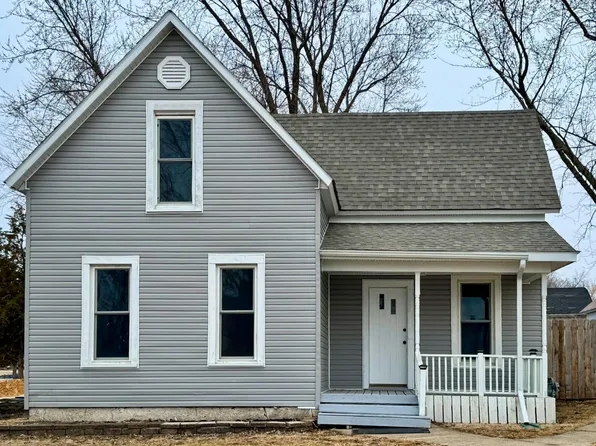 213 N 1st St, Ogden, IA 50212