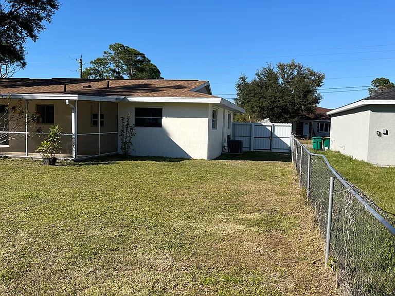 20233 Peachland Blvd — Photo 7