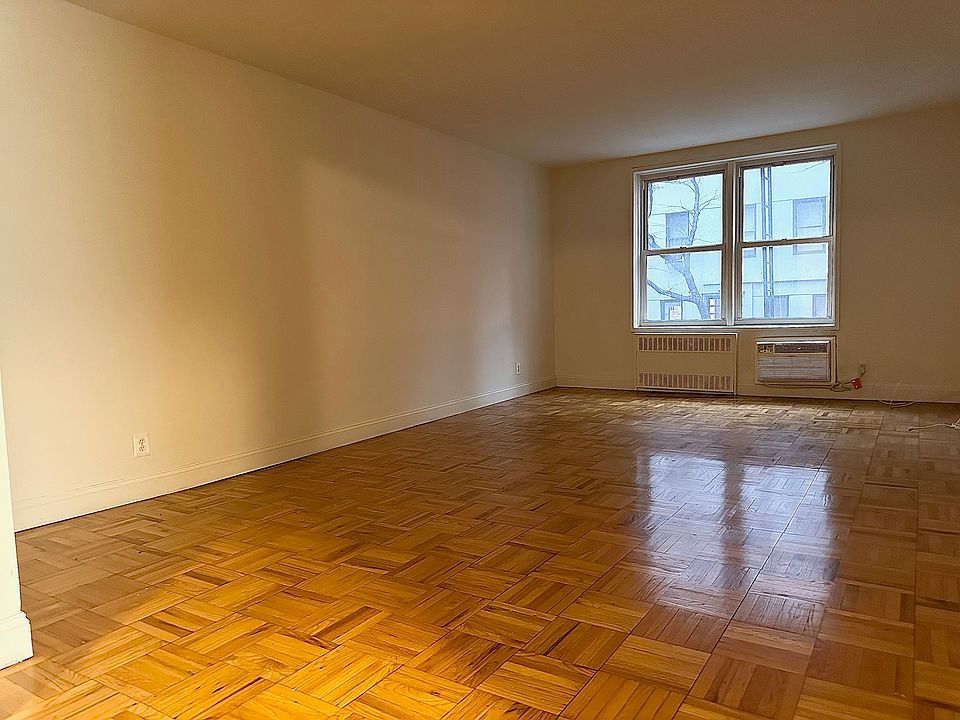 1st image of 310 W 47th St APT 2H