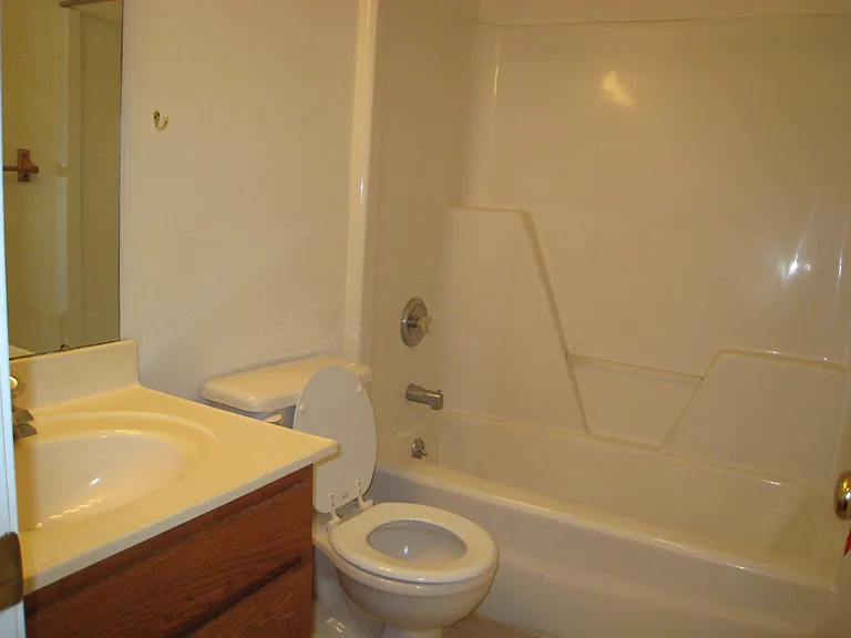 share bathroom