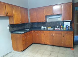 1805 W 10th St, Grand Island, NE 68803