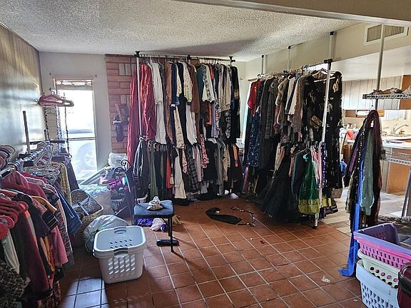 5th image of 2914 E SAN XAVIER Road