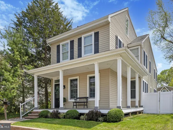 62 Branch St, Medford, NJ 08055