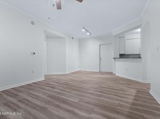 8539 Gate Pkwy W UNIT 1421, Jacksonville, FL 32216