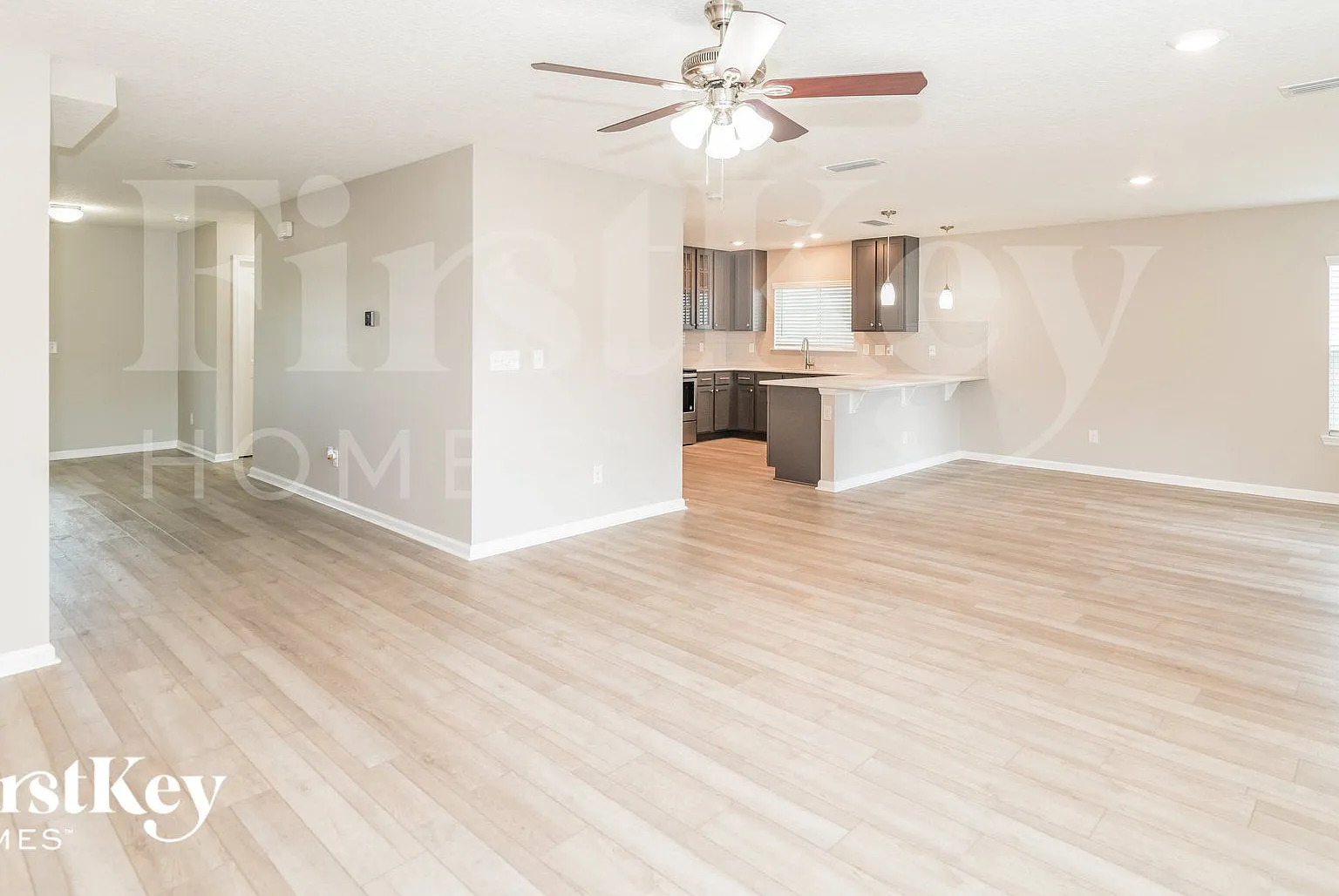 4 bed, 3.0 bath, 2399 sqft, $2,720 — Photo 2